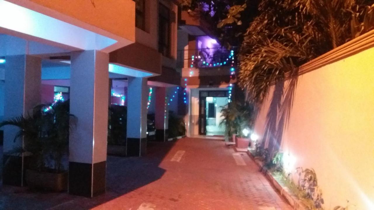 Ayodya Suites Nyali Nyali Beach Esterno foto